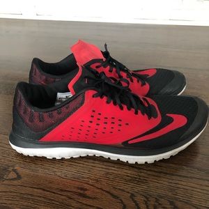 Men’s Nike Sneaker - Size 11